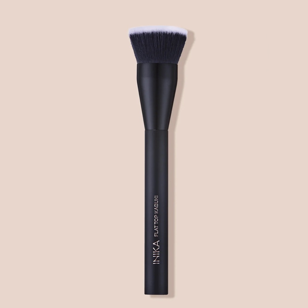 INIKA organic flat top kabuki brush